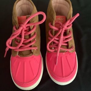 OshKosh B’gosh Duck Boots Toddler girl 11